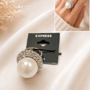 $35 Express cute Ring Size 6 Silver Pearl Crystal Dome Cocktail Statement formal
